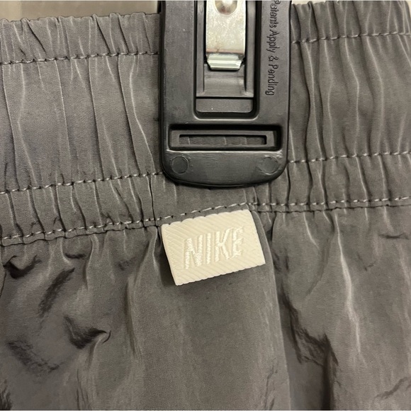 Nike Men's size Medium Grey & White Track Pants - Picture 6 of 8